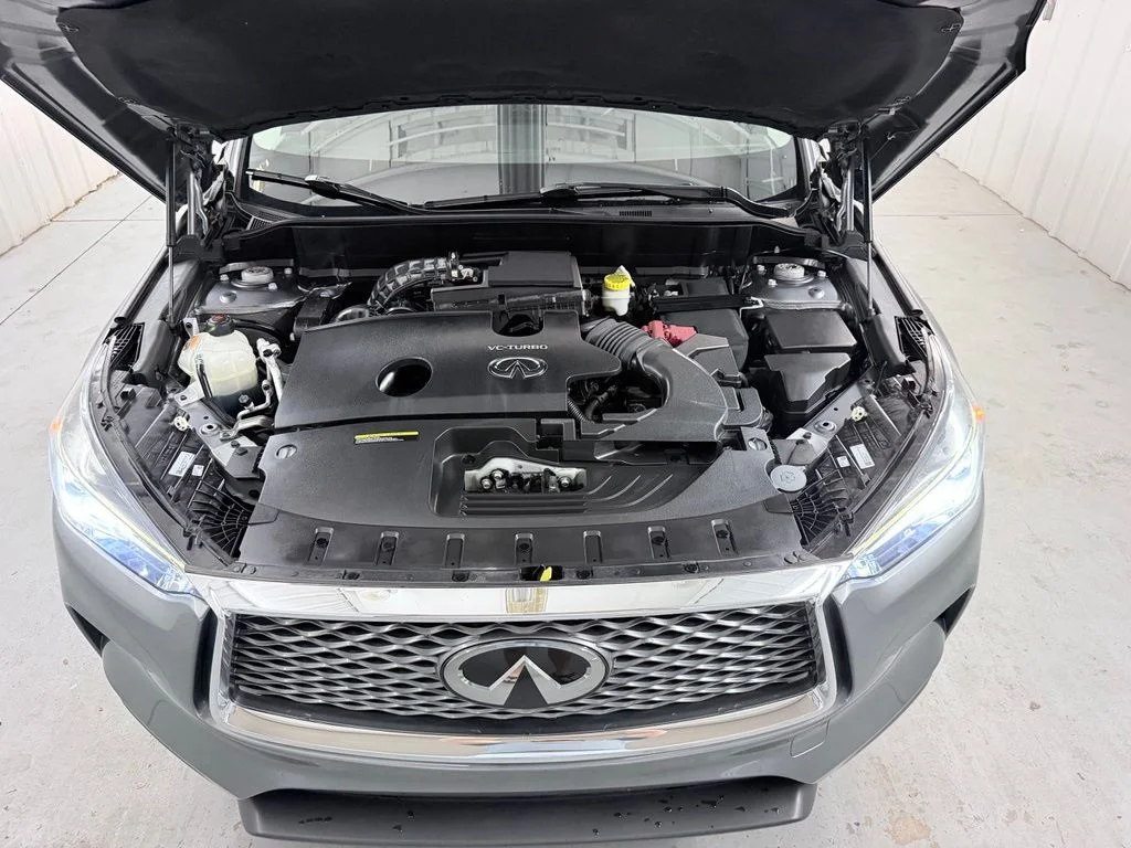 Used 2023 Gray INFINITI LUXE image 43