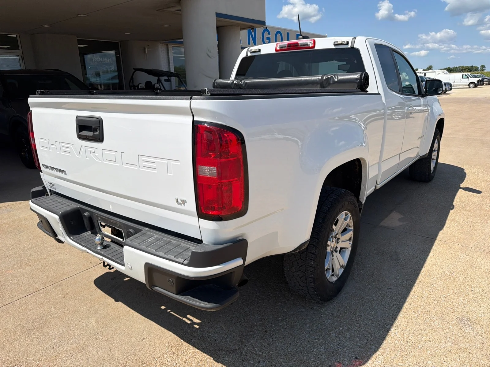 Used 2022 White Chevrolet 2WD LT image 11