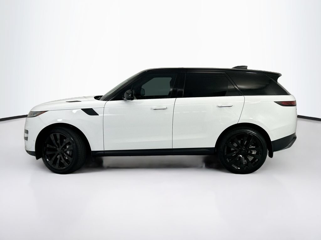 Used 2026 Fuji White Land Rover SE image 8