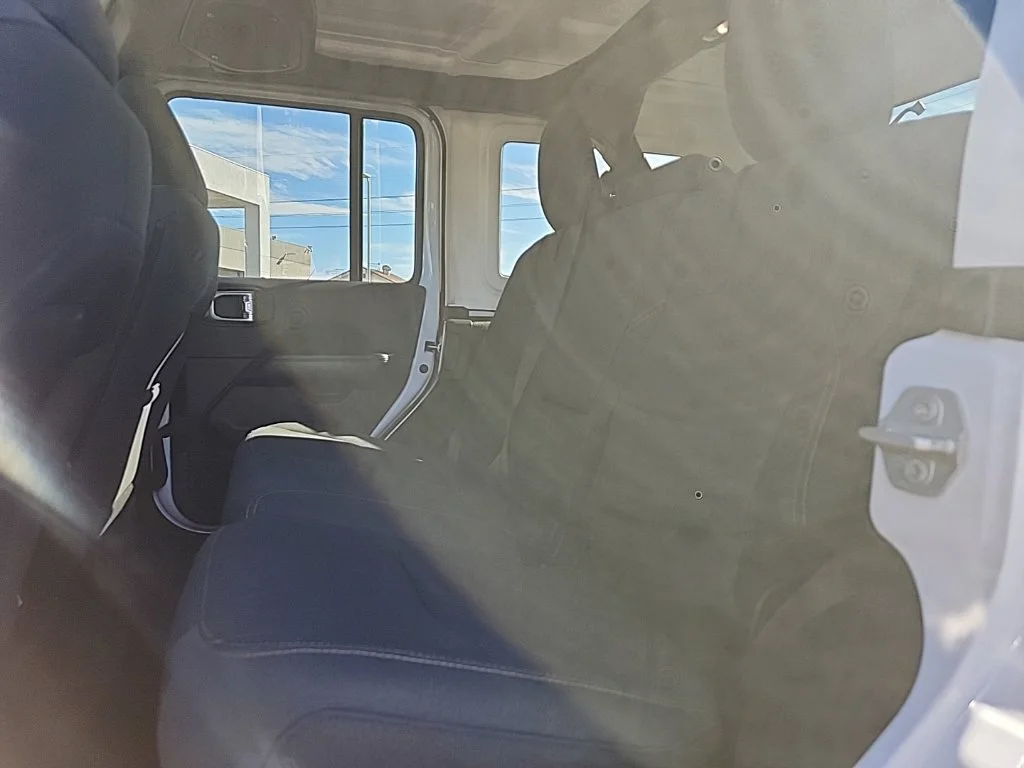 Used 2024 White Jeep Sahara 4xe image 10