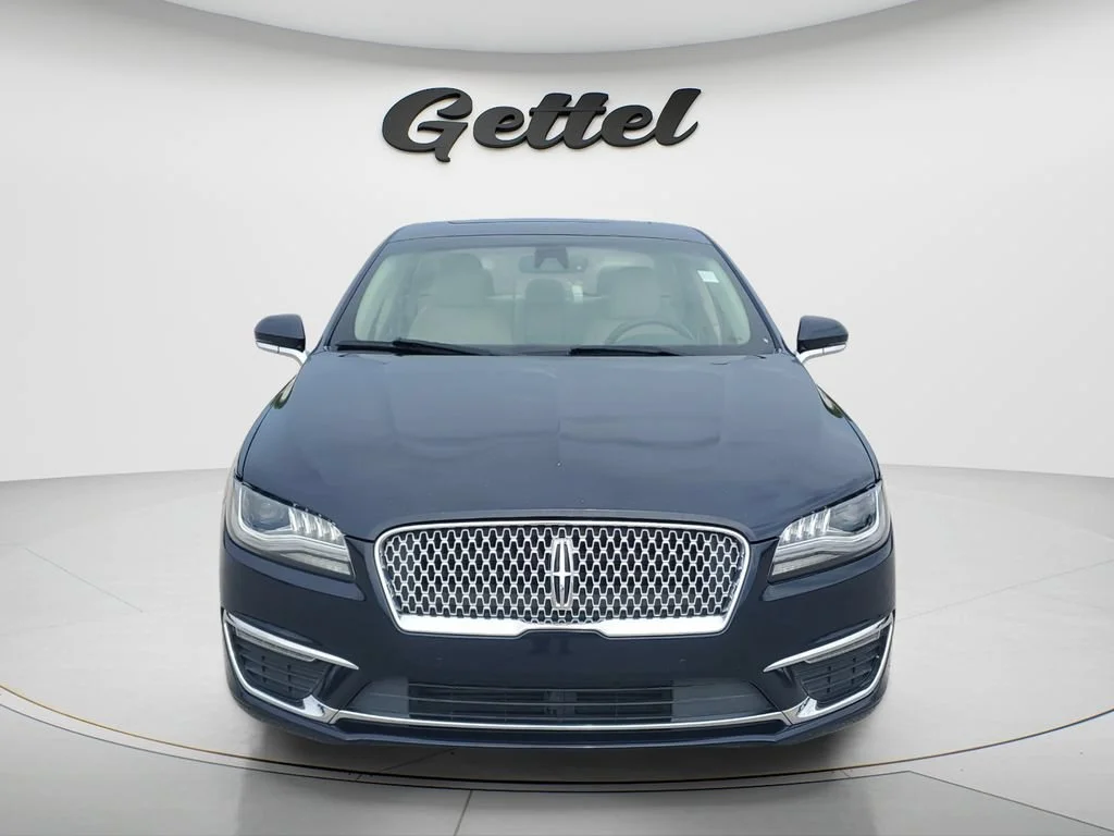 Used 2020 Blue Lincoln Reserve image 2