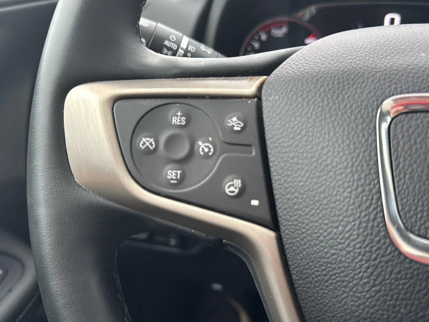 Used 2024 Ebony Twilight Metallic GMC Denali image 15