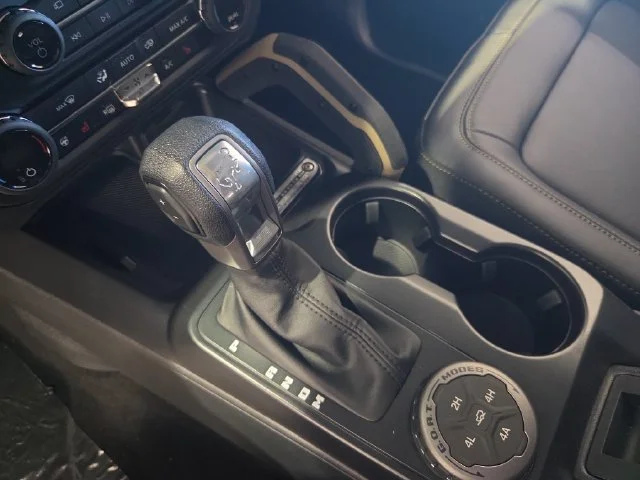 New 2026 Avalanche Gray Ford Badlands® image 25