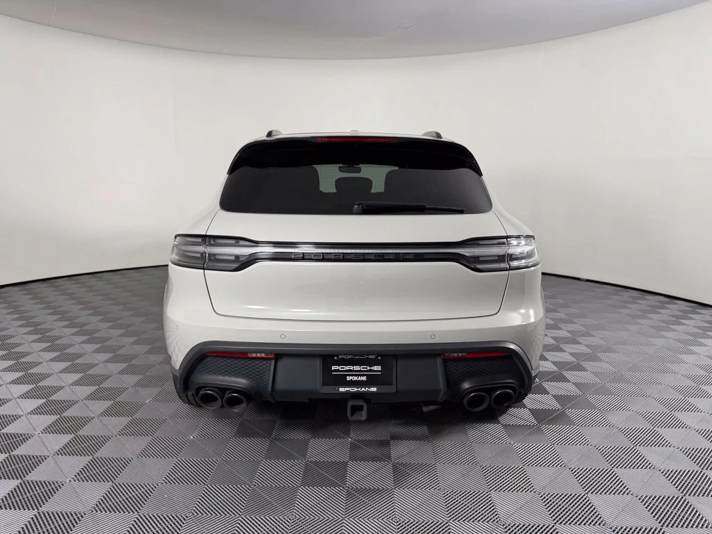 Certified Used 2022  Porsche  image 8