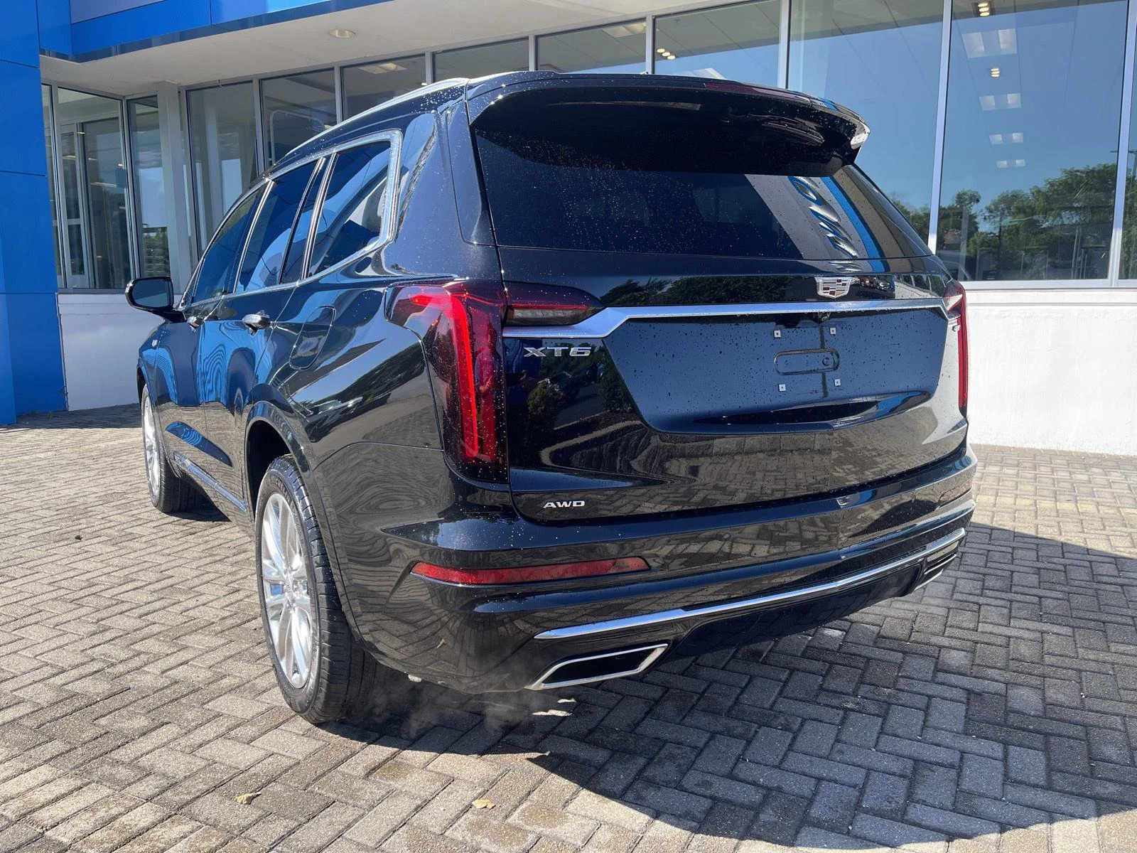 Used 2024 Stellar Black Metallic Cadillac Premium Luxury image 3
