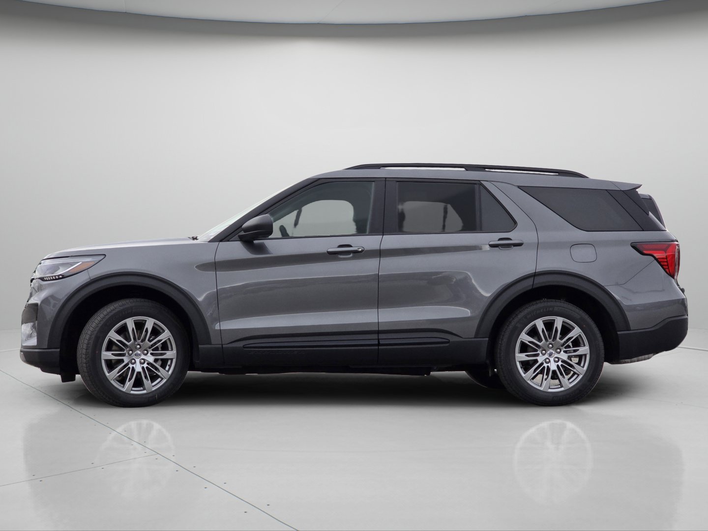 2026 Ford Explorer Active - Photo 5