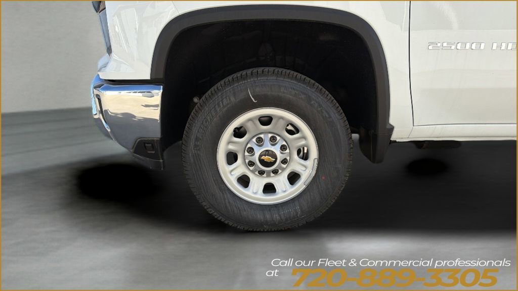 New 2025 Summit White Chevrolet WT image 72