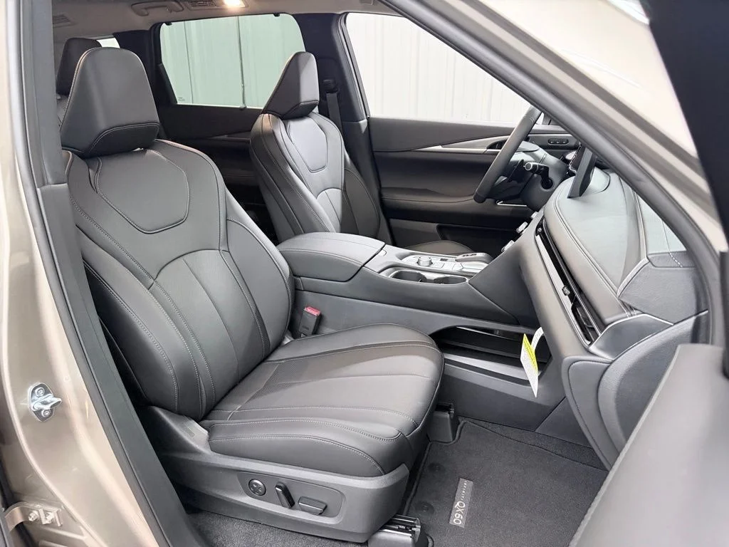 New 2026 Titanium INFINITI LUXE image 43