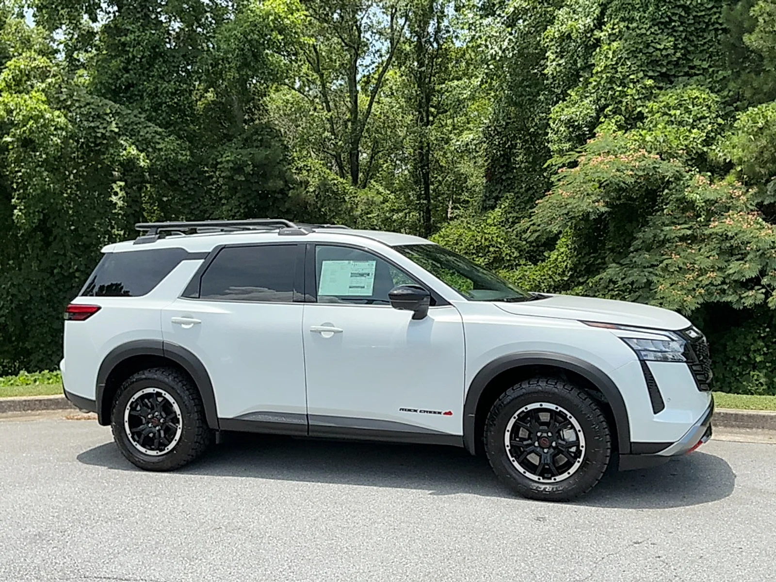New 2026 Everest White Pearl Tricoat Nissan Rock Creek image 1