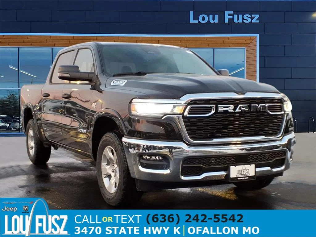 2026 RAM 1500 Big Horn/Lone Star 4x4 Crew Cab 5'7's photo