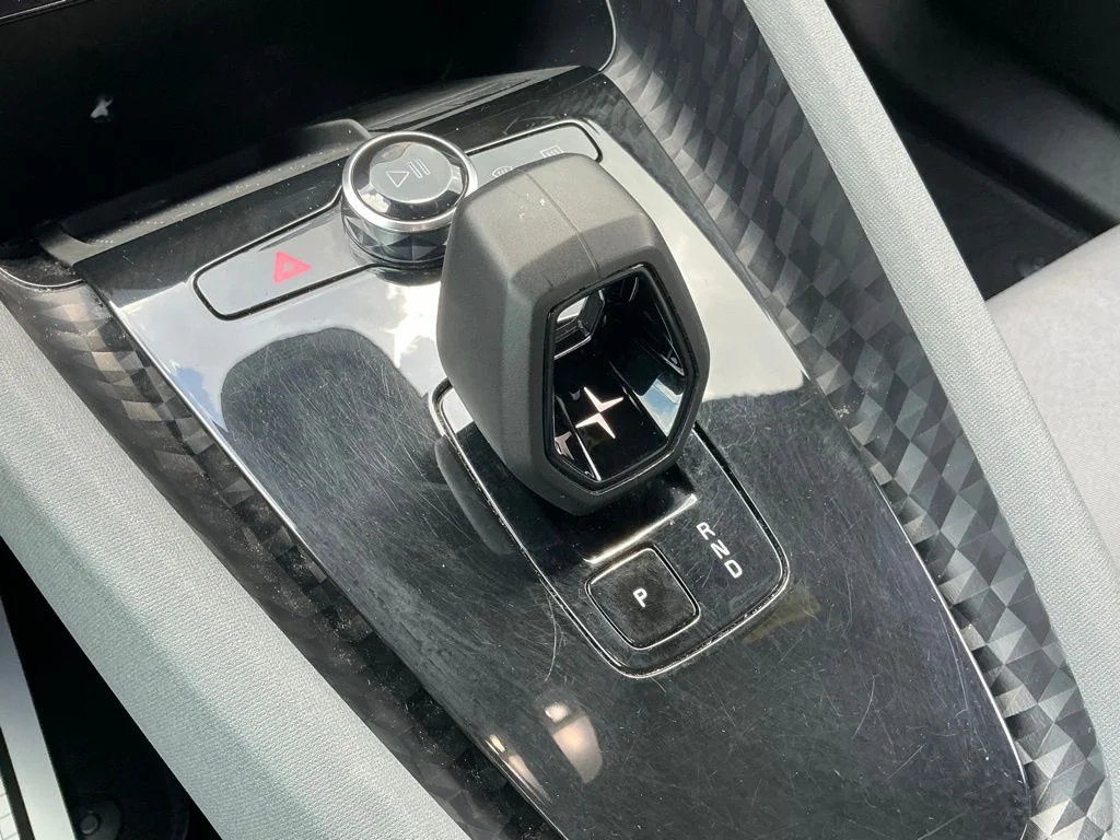 Used 2023  Polestar Long Range Dual Motor image 27