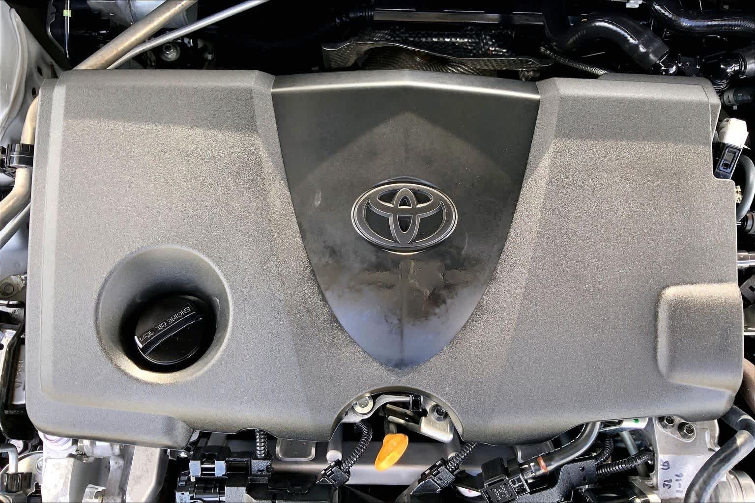 Used 2024 Ice Edge Toyota XSE image 32