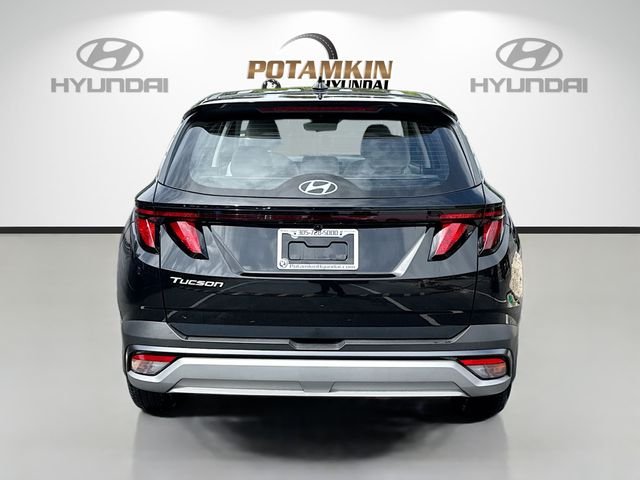 Used 2026 Black Hyundai SE image 6