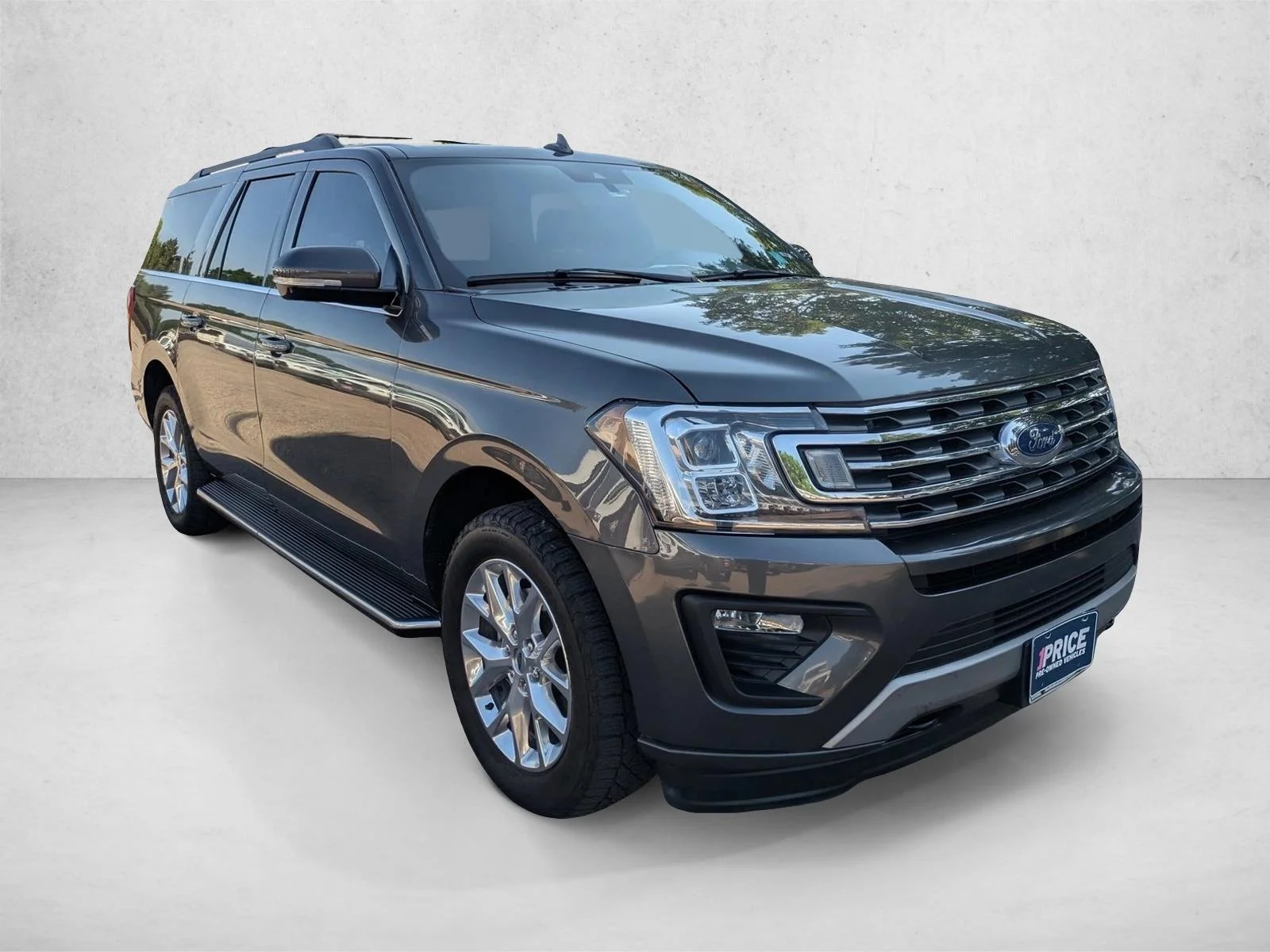 Used 2020 Magnetic Metallic Ford XLT image 3