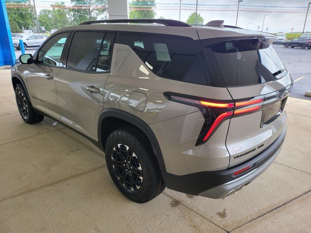 New 2027 Sandstone Gray Chevrolet Z71 image 6