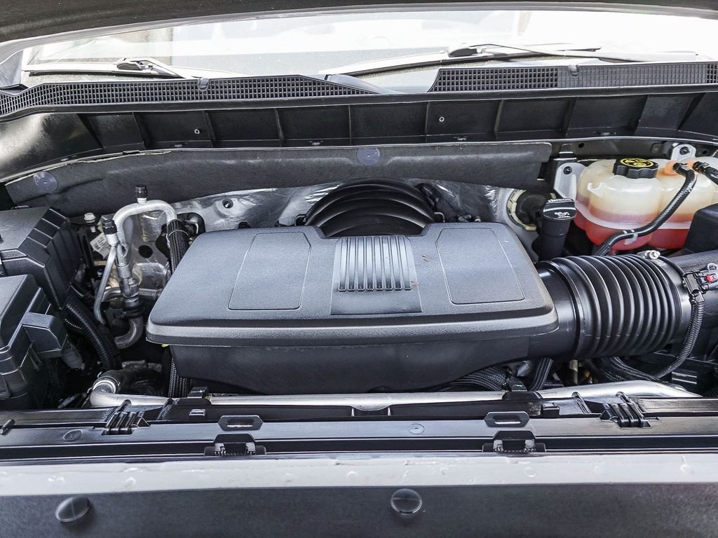 Used 2022 Silver Chevrolet LTZ image 25