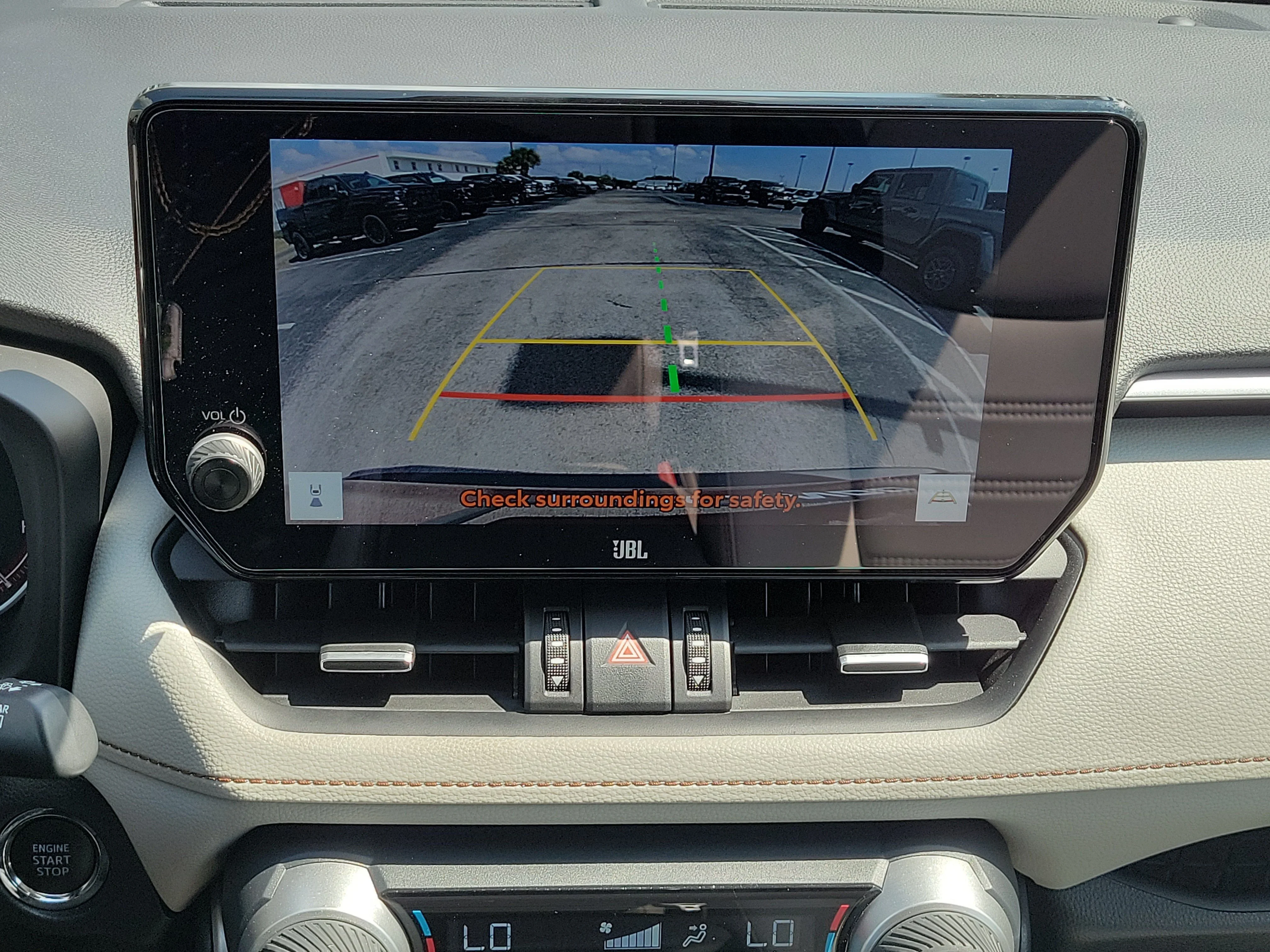 Used 2025 Pearl Toyota XLE Premium image 26