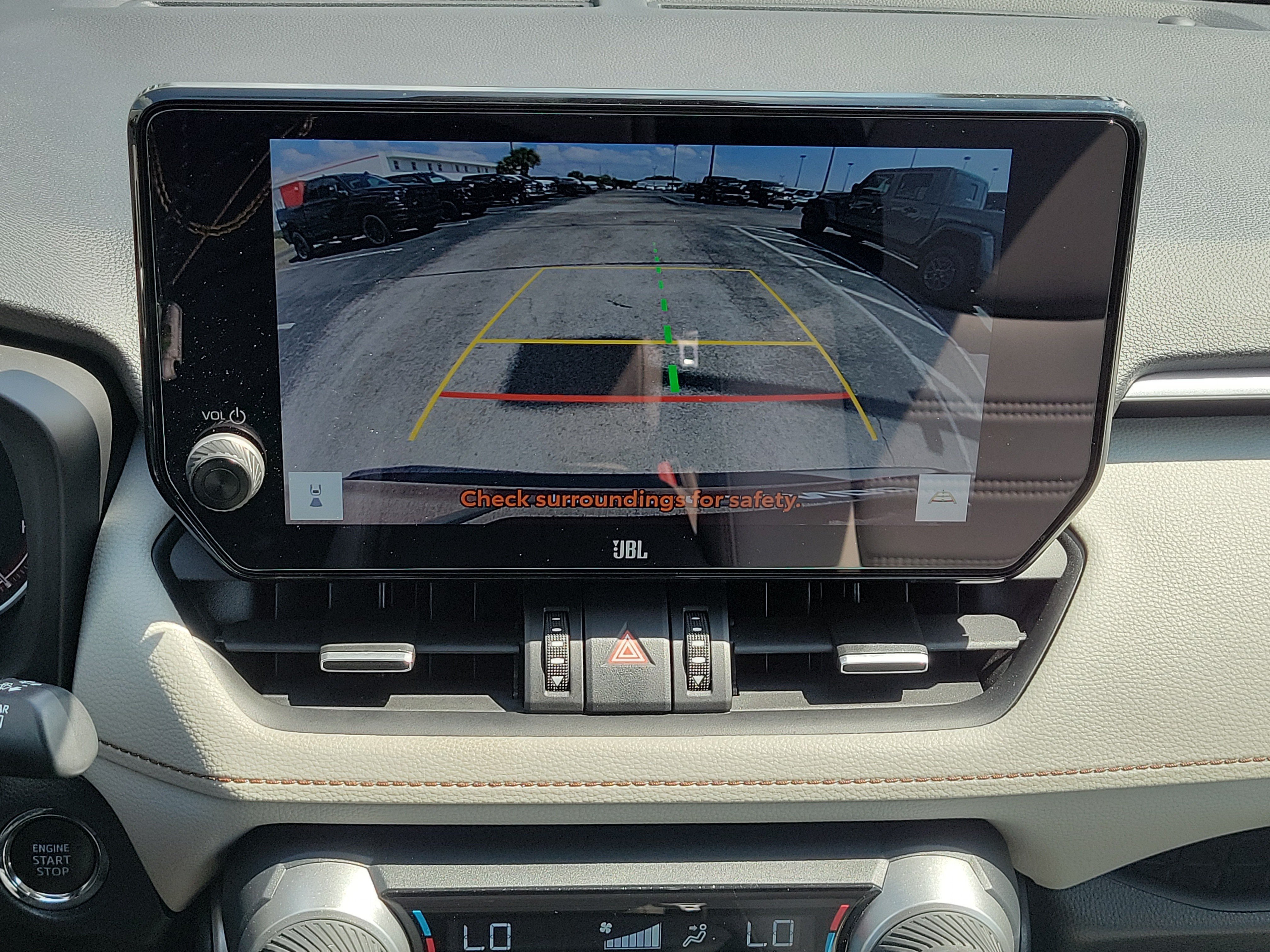 Used 2025 Pearl Toyota XLE Premium image 26