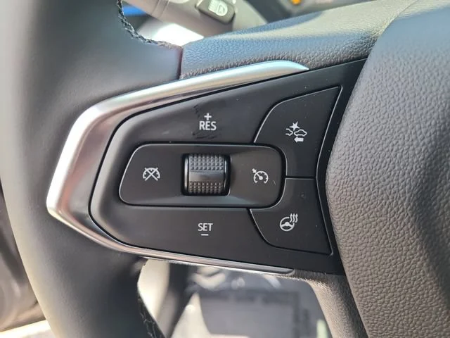New 2026 Mosaic Black Metallic Chevrolet LT image 26