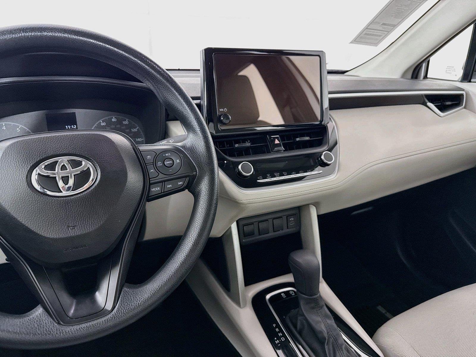 Certified Used 2024 Wind Chill Pearl Toyota L image 29