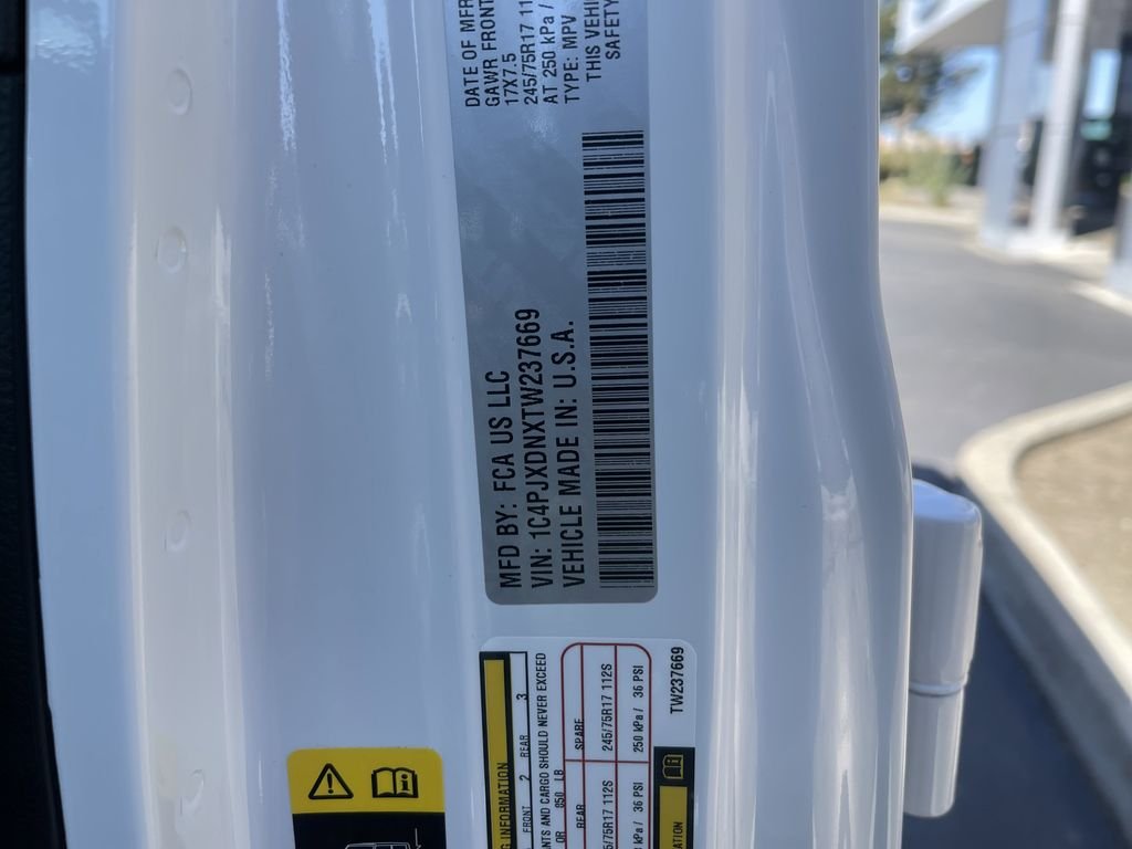 New 2026 Bright White Clear-Coat Exterior Paint Jeep Sport image 42