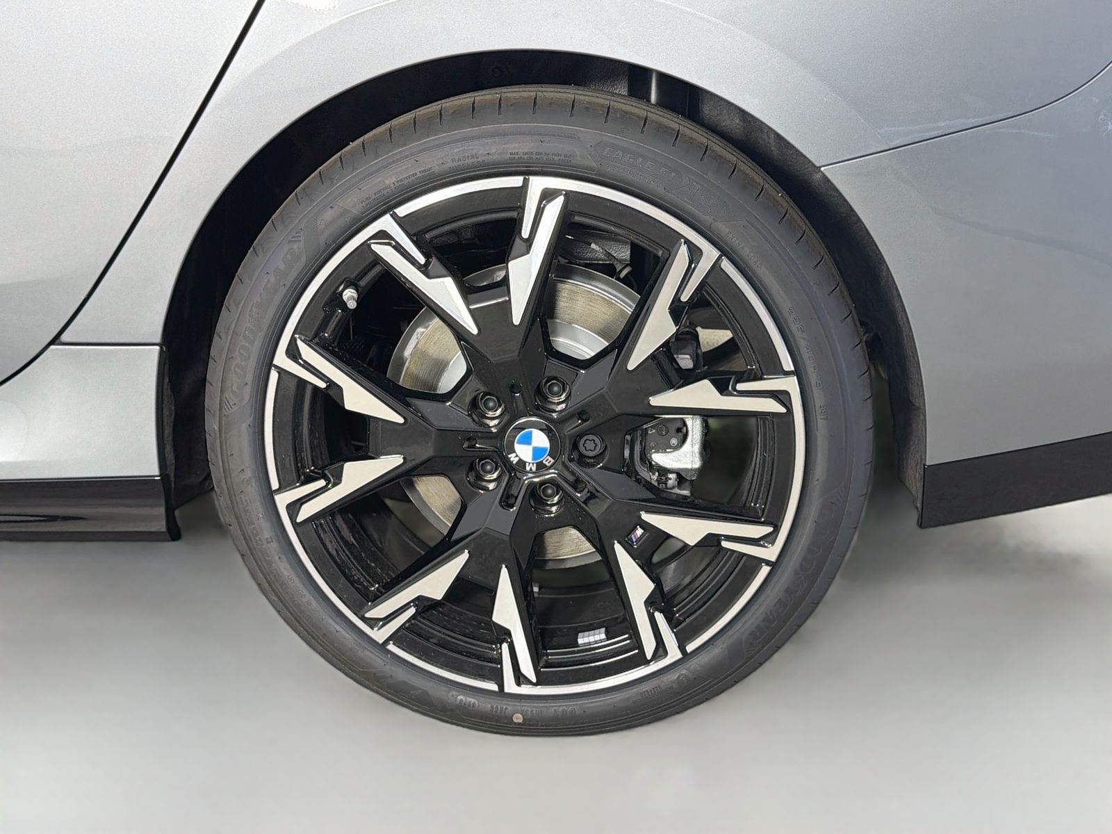 New 2026 Skyscraper Grey Metallic BMW 228 Gran Coupe image 31