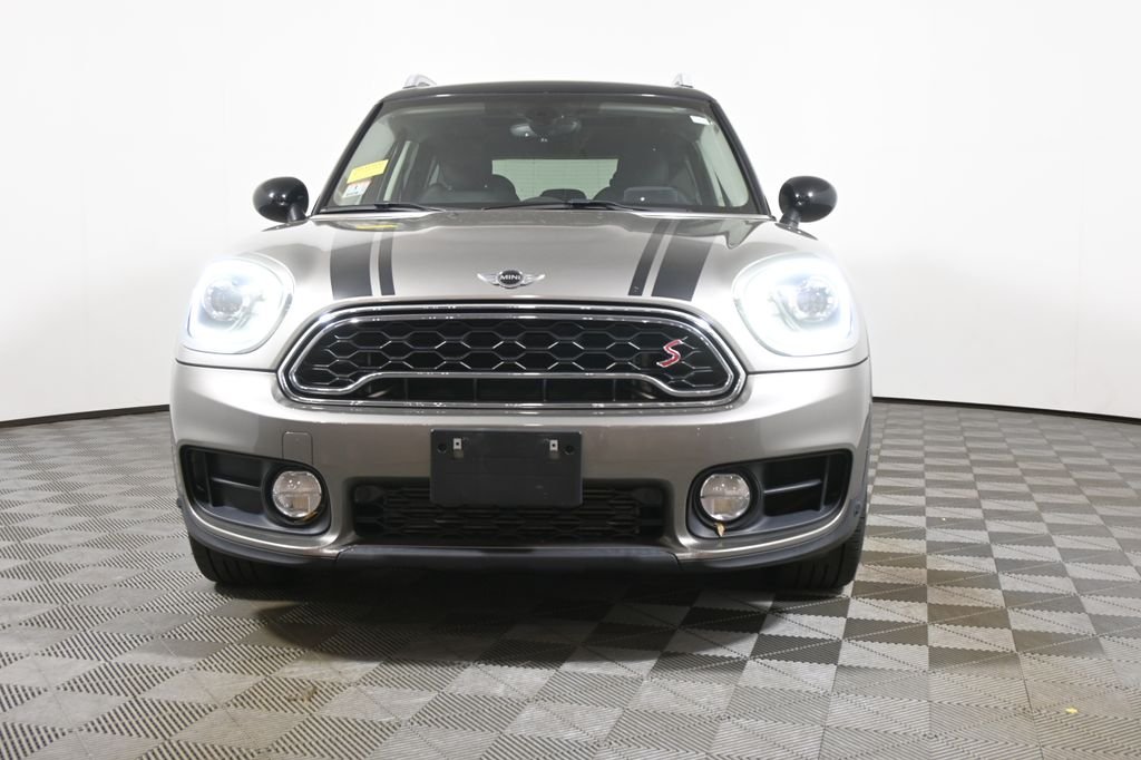 Used 2018 Silver MINI Base image 9