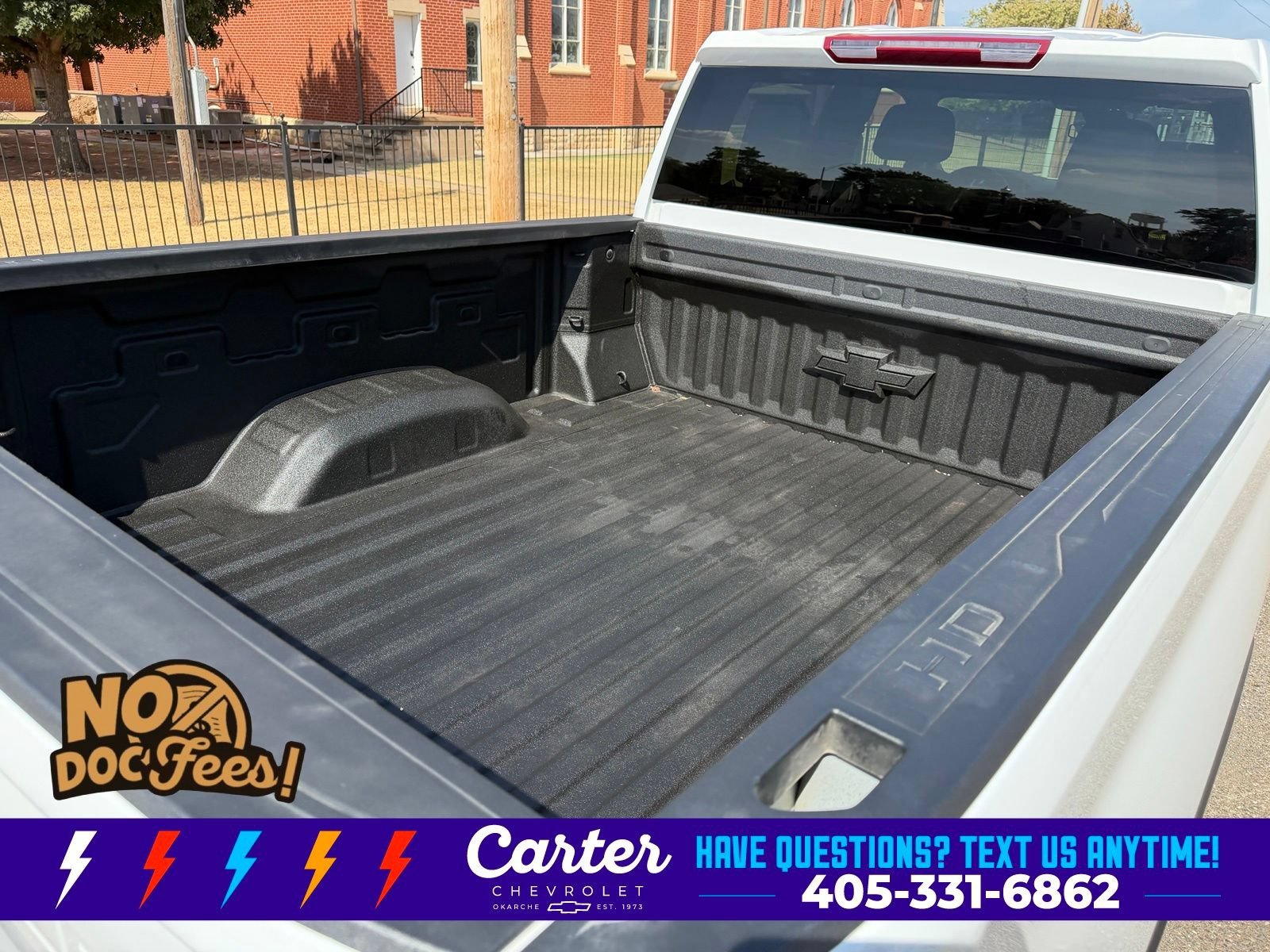 Used 2025 Summit White Chevrolet LT image 28