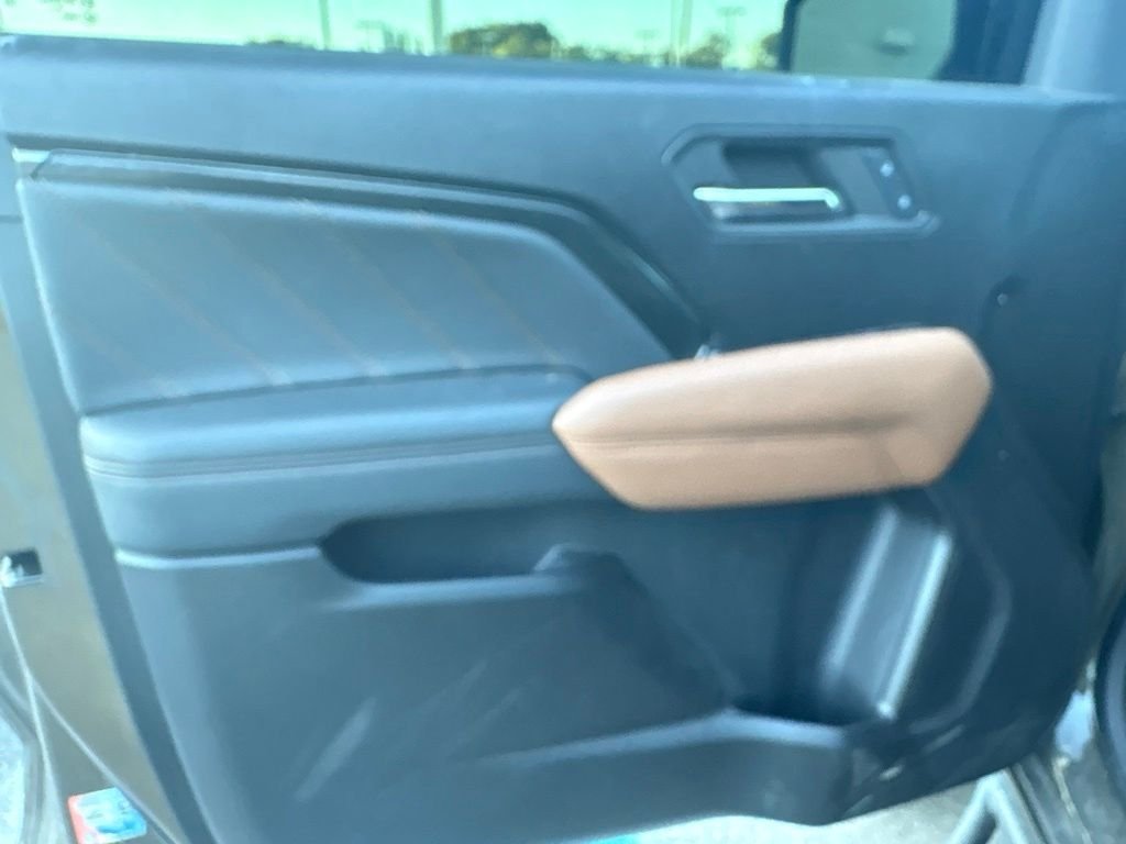 Used 2024 Brown GMC AT4 image 8