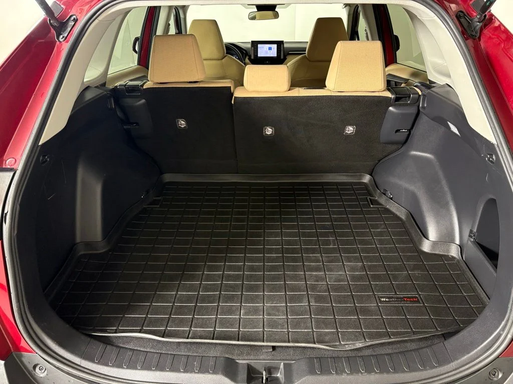 Used 2020 Red Toyota LE image 41
