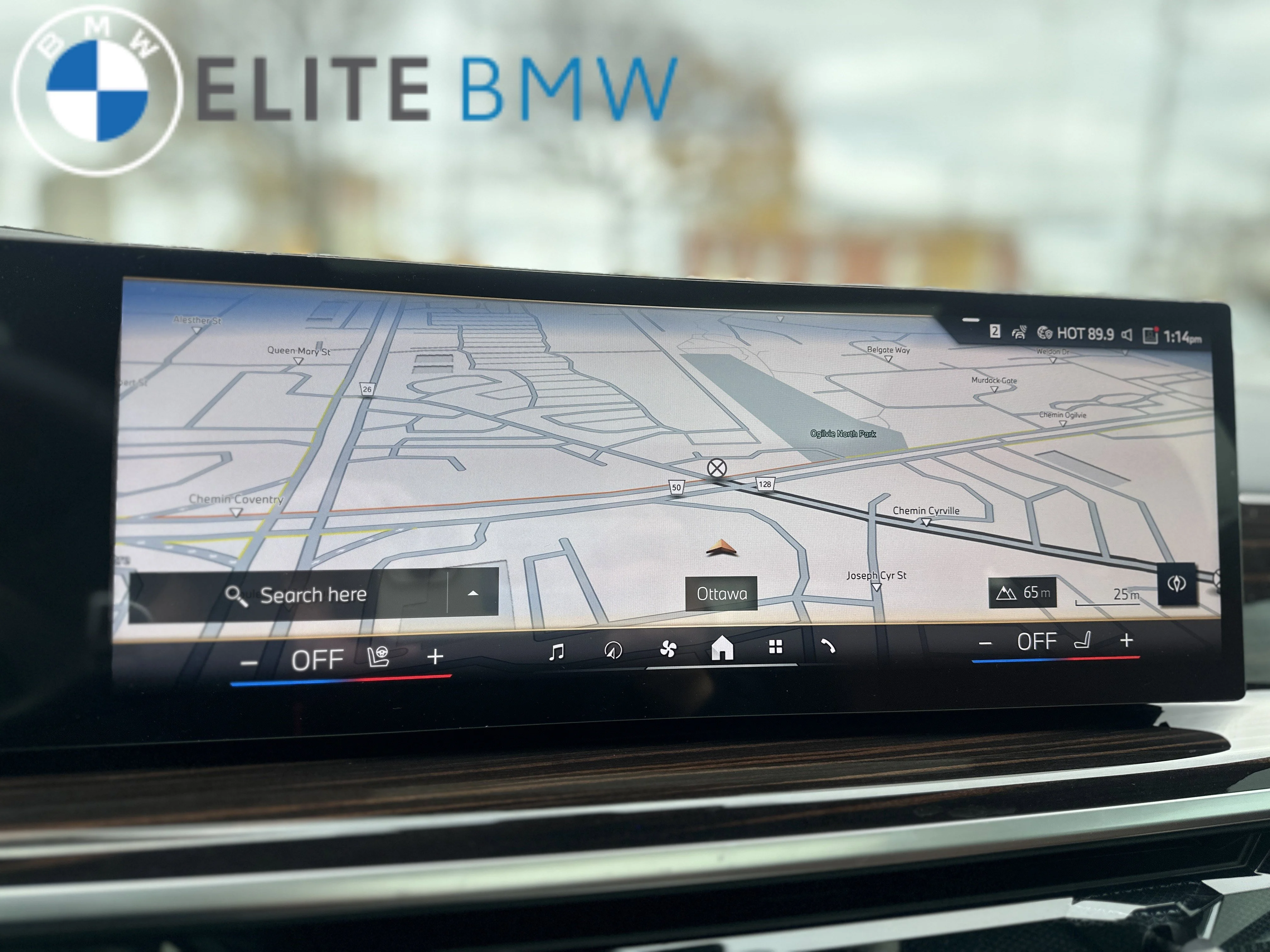 Used 2026 BLACK SAPPHIRE METALLIC BMW XDRIVE40I image 3