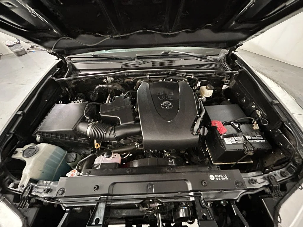 Used 2019 Gray Toyota Limited image 21