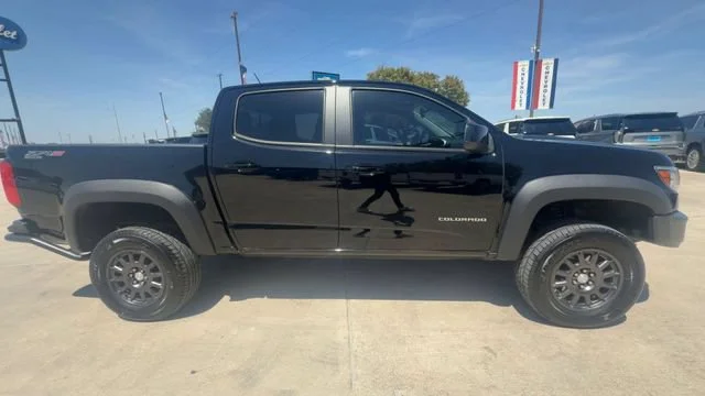 2022 Chevrolet Colorado ZR2 - Photo 9