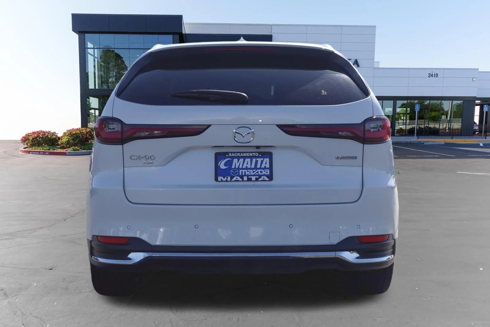 Certified Used 2024 Rhodium White Premium Mazda Premium Plus image 5