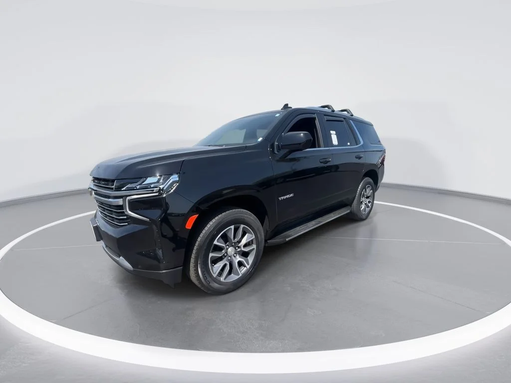 Used 2023 Black Chevrolet LT image 4