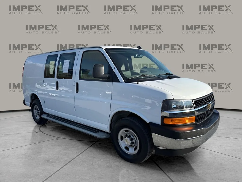 Used 2024 White Chevrolet Work Van image 7