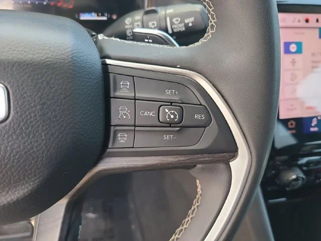 Used 2024 White Jeep LIMI image 29