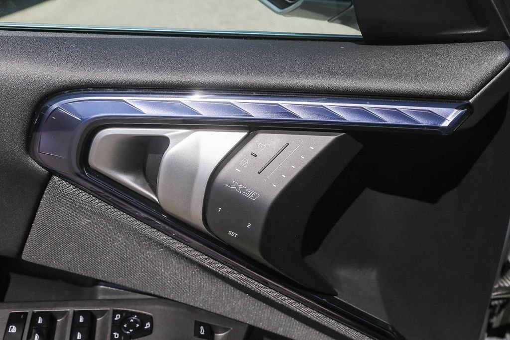 Used 2026 Skyscraper Grey Metallic BMW 30 xDrive image 17