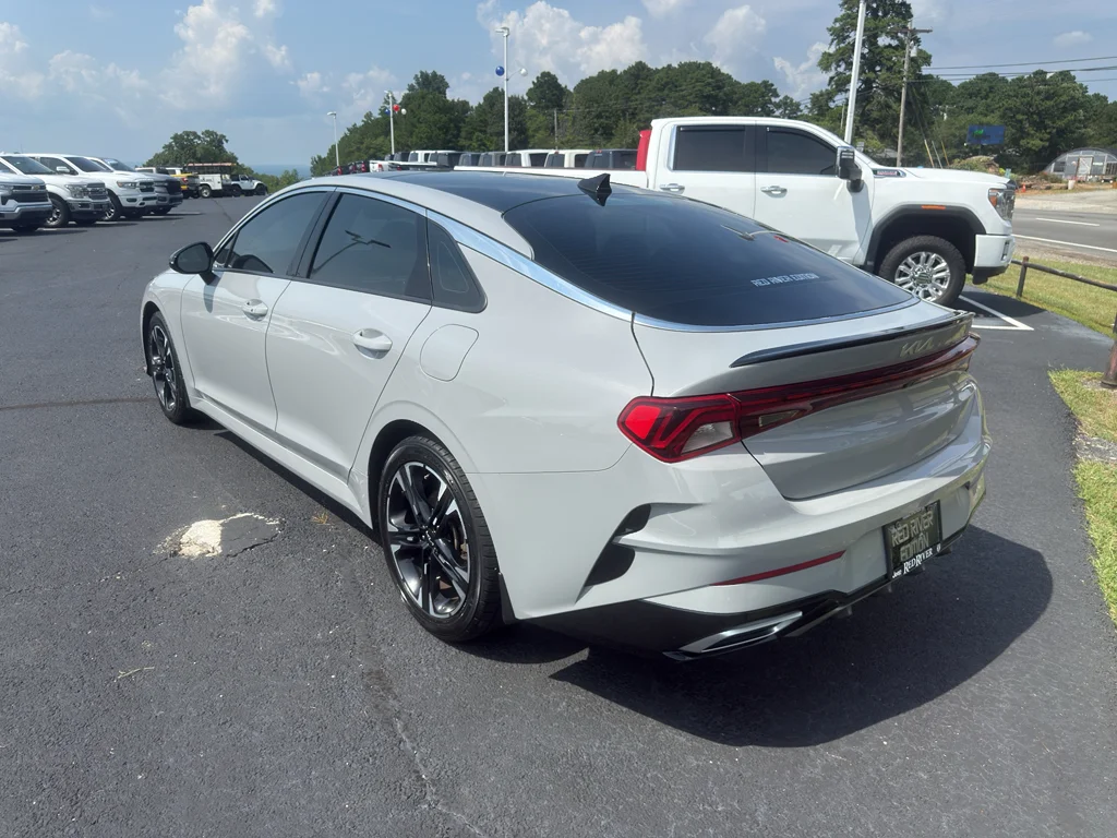 Used 2024 Wolf Gray Kia GT-Line image 6
