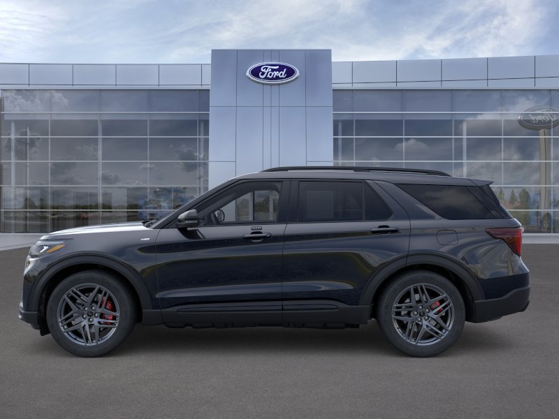 New 2026 Agate Black Metallic Ford ST-Line image 4