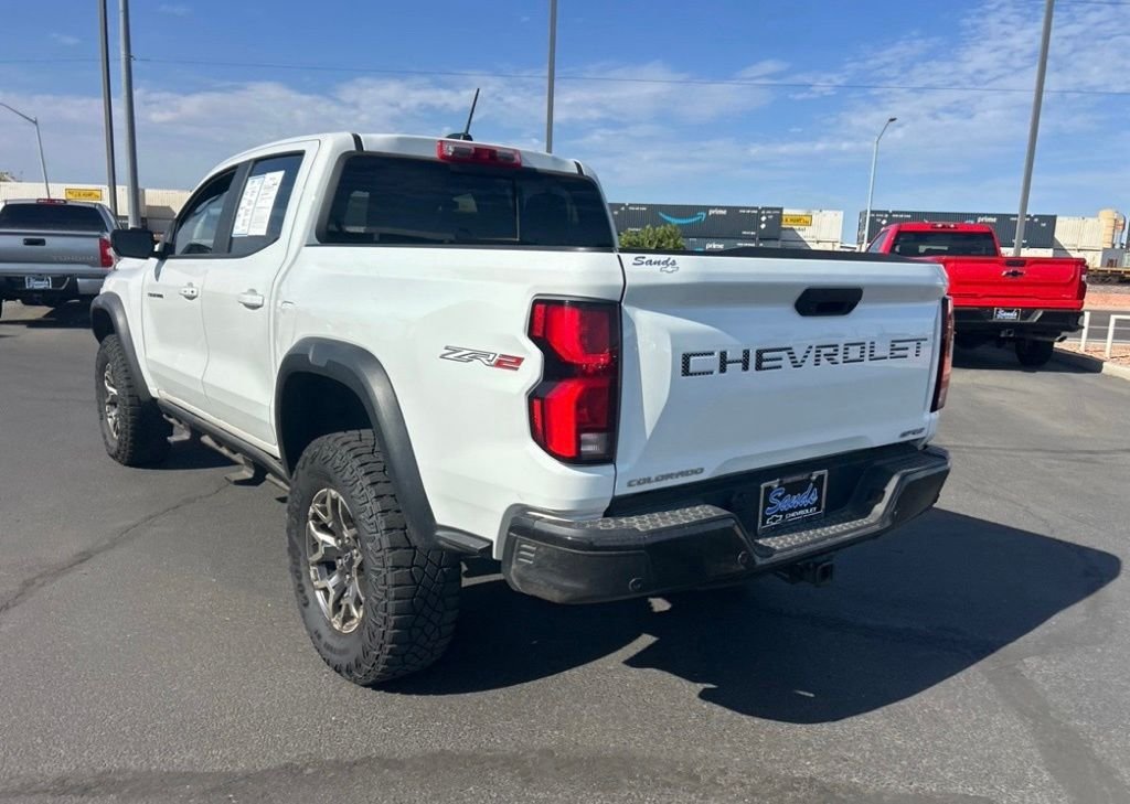 Used 2025 Summit White Chevrolet ZR2 image 3