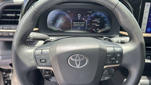 2023 Toyota Crown Platinum - Photo 9