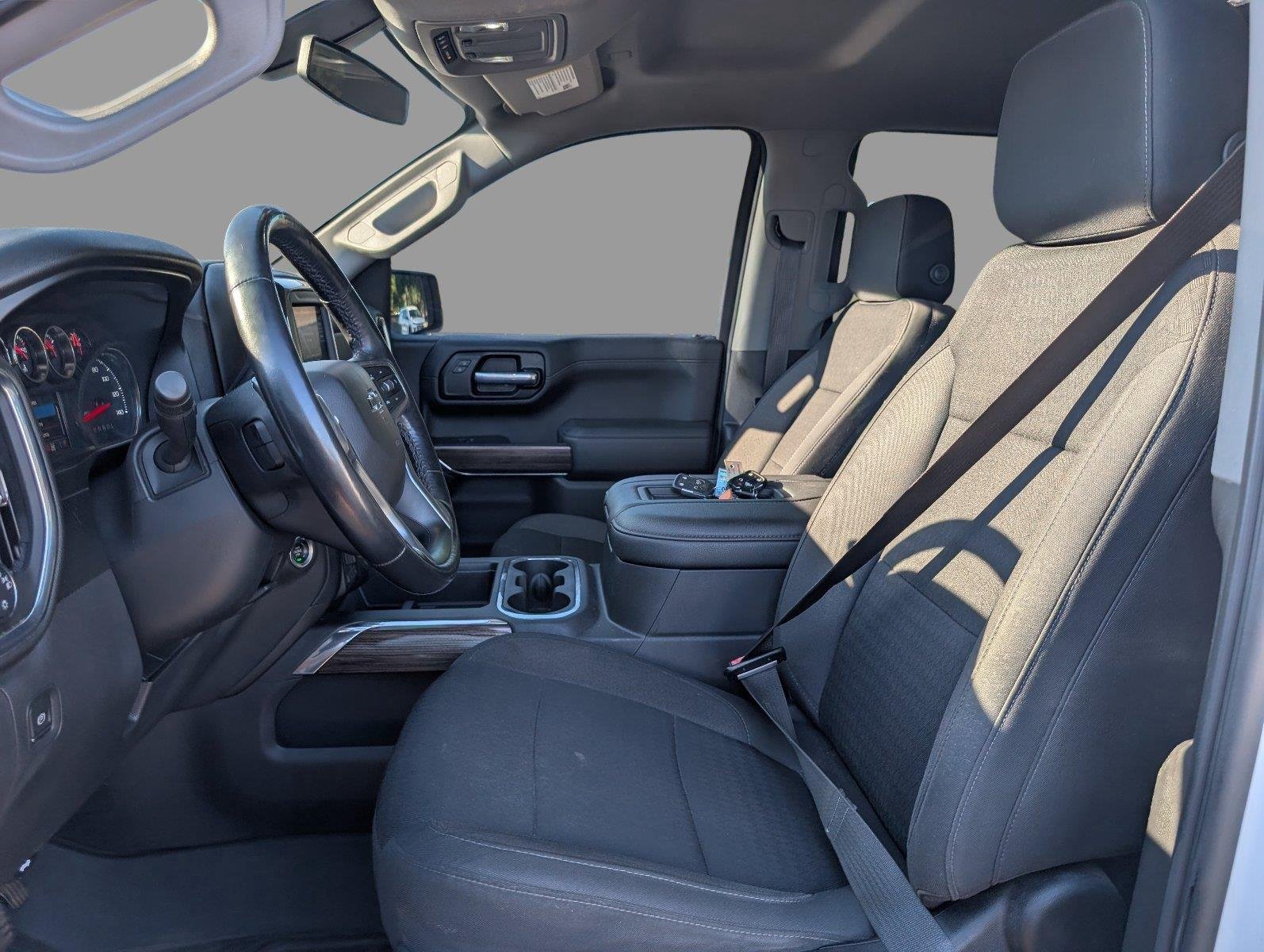 Used 2021 Summit White Chevrolet RST image 17