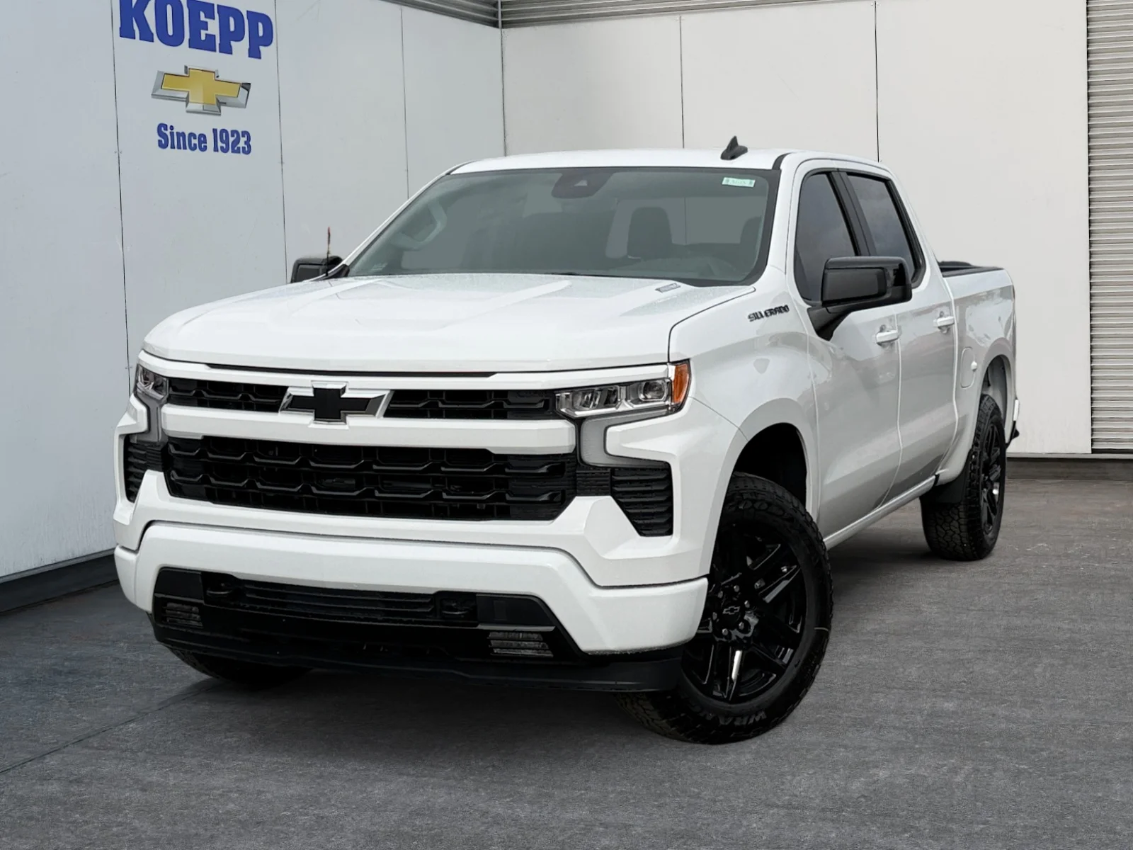 New 2026 Summit White Chevrolet RST image 1