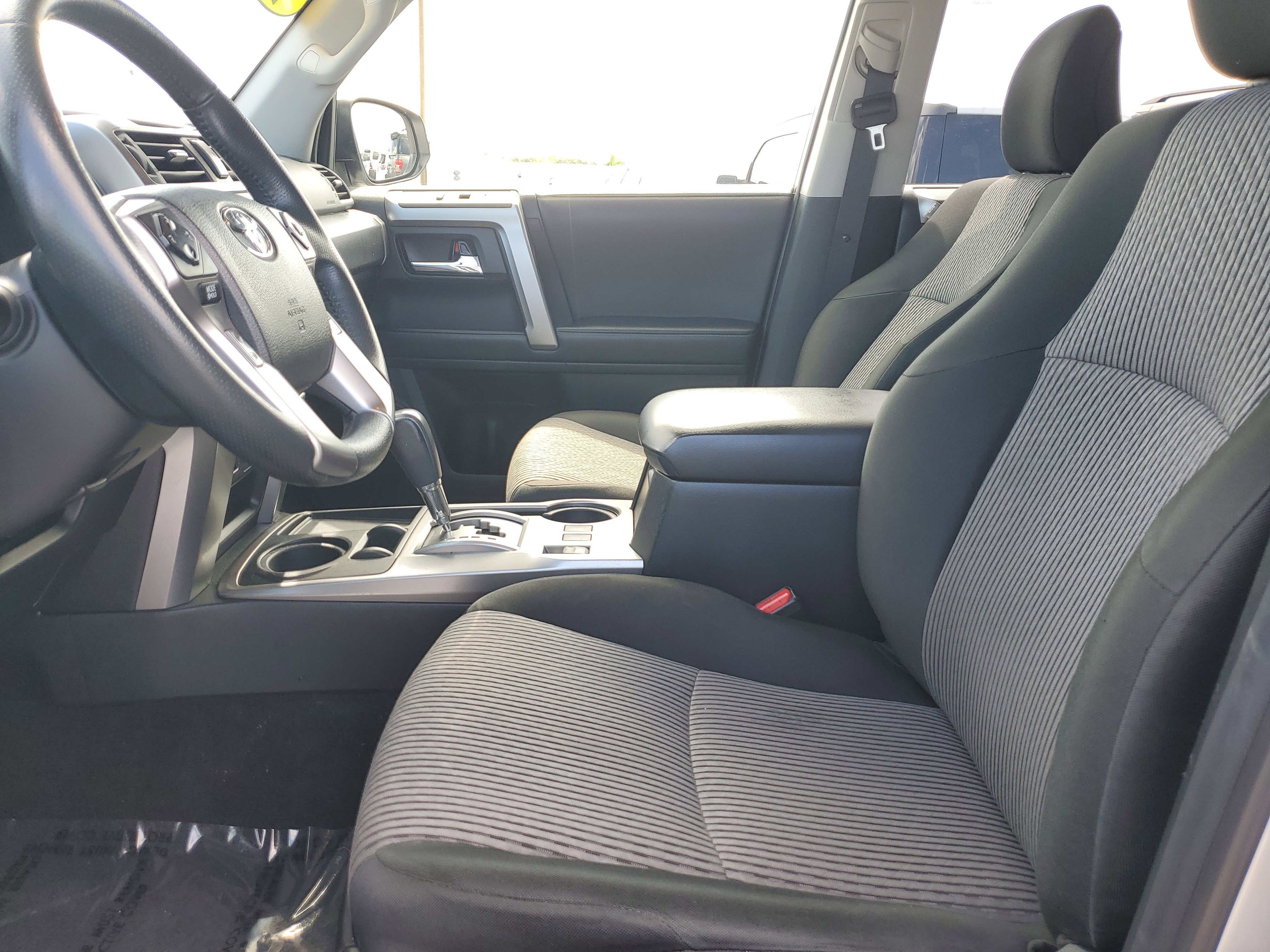 Used 2023 Classic Silver Metallic Toyota SR5 image 18