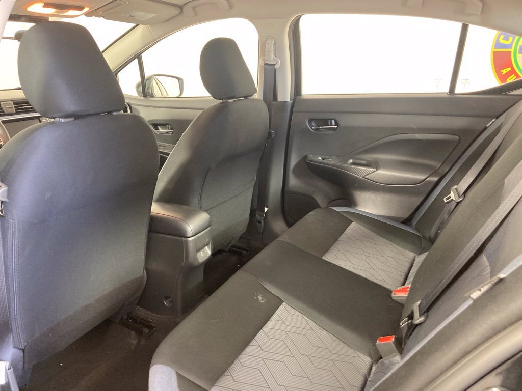 2025 Nissan Versa Sedan SV - Photo 13
