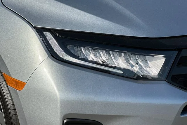 New 2026 Solar Silver Metallic Honda Touring image 30