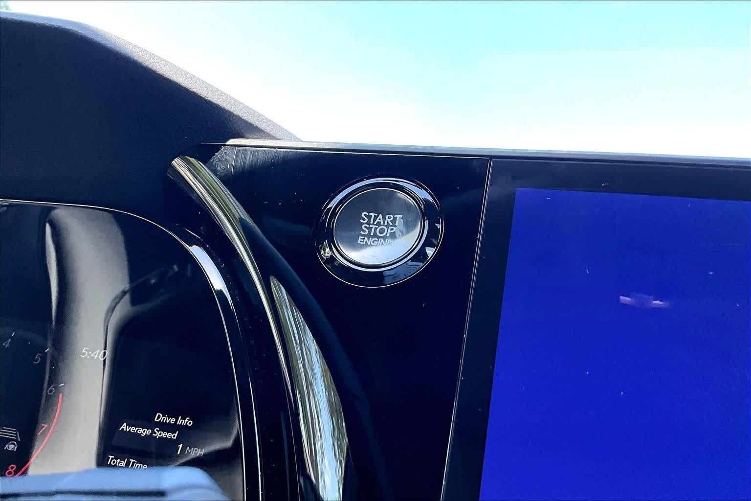 Certified Used 2025 Iridium Lexus Premium image 34