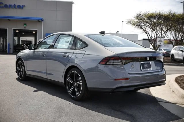 New 2026 Urban Gray Pearl Honda SE image 8