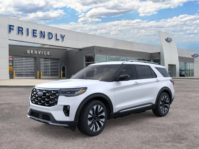 New 2026 Star White Metallic Tri-Coat Ford Platinum™ image 1